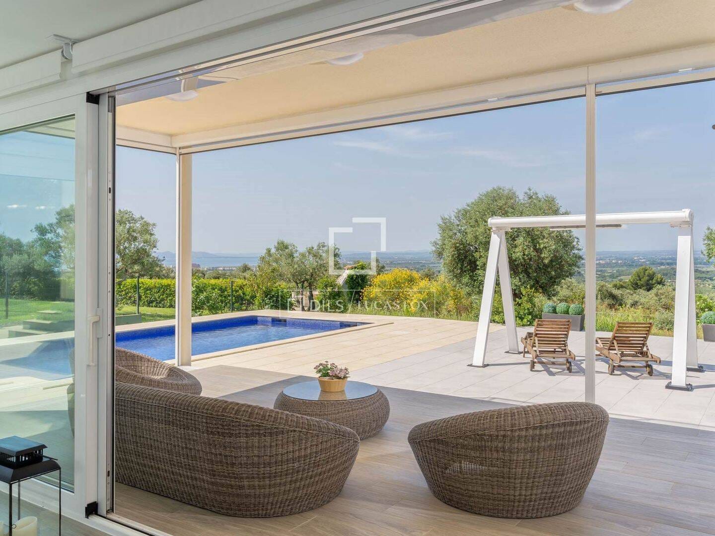 Immobilie in Züssow - Villa mit Panoramablick aufs Meer in Bellavista, Palau-Saverdera - Bild 0