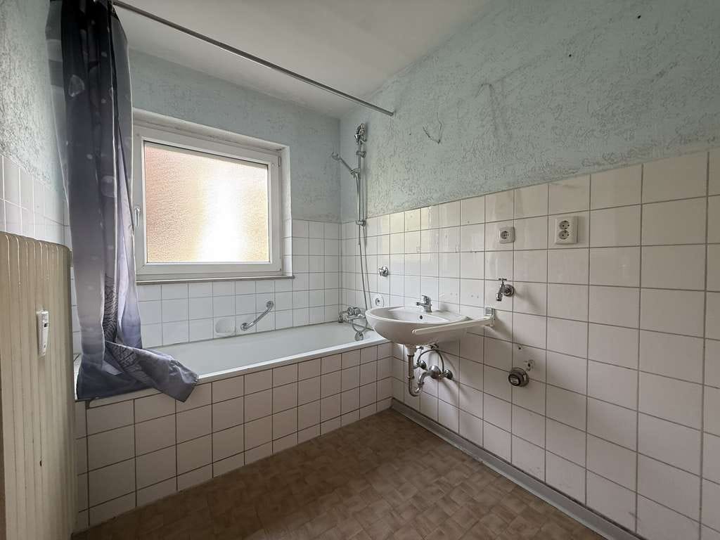 Immobilie in Gomaringen - ruhige 3-Zimmer-Wohnung mit guter Aufteilung in Gomaringen - Bild 3