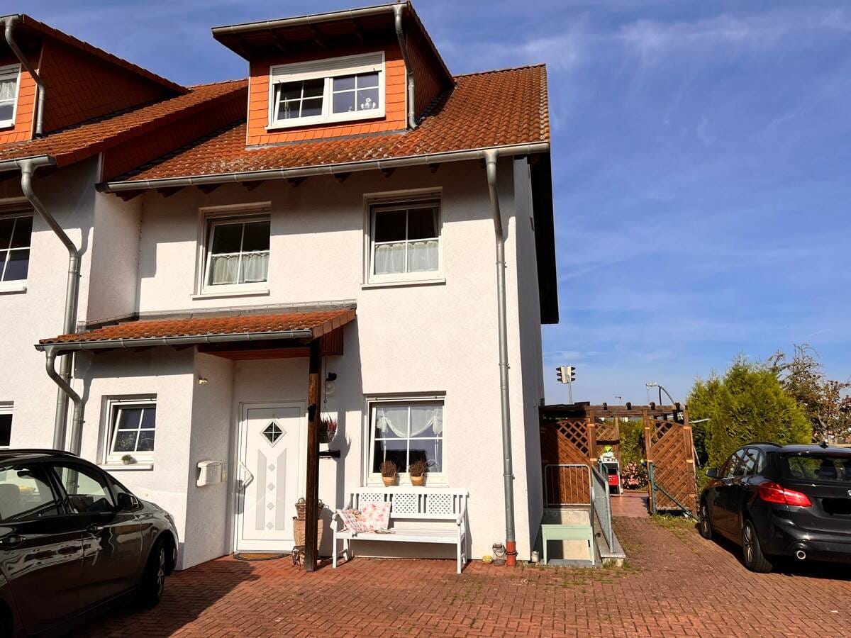 Immobilie in Edermünde - Raumwunder auf 165m² imit tollem Grundstück n Bestlage von Edermünde-Haldorf - Bild 0