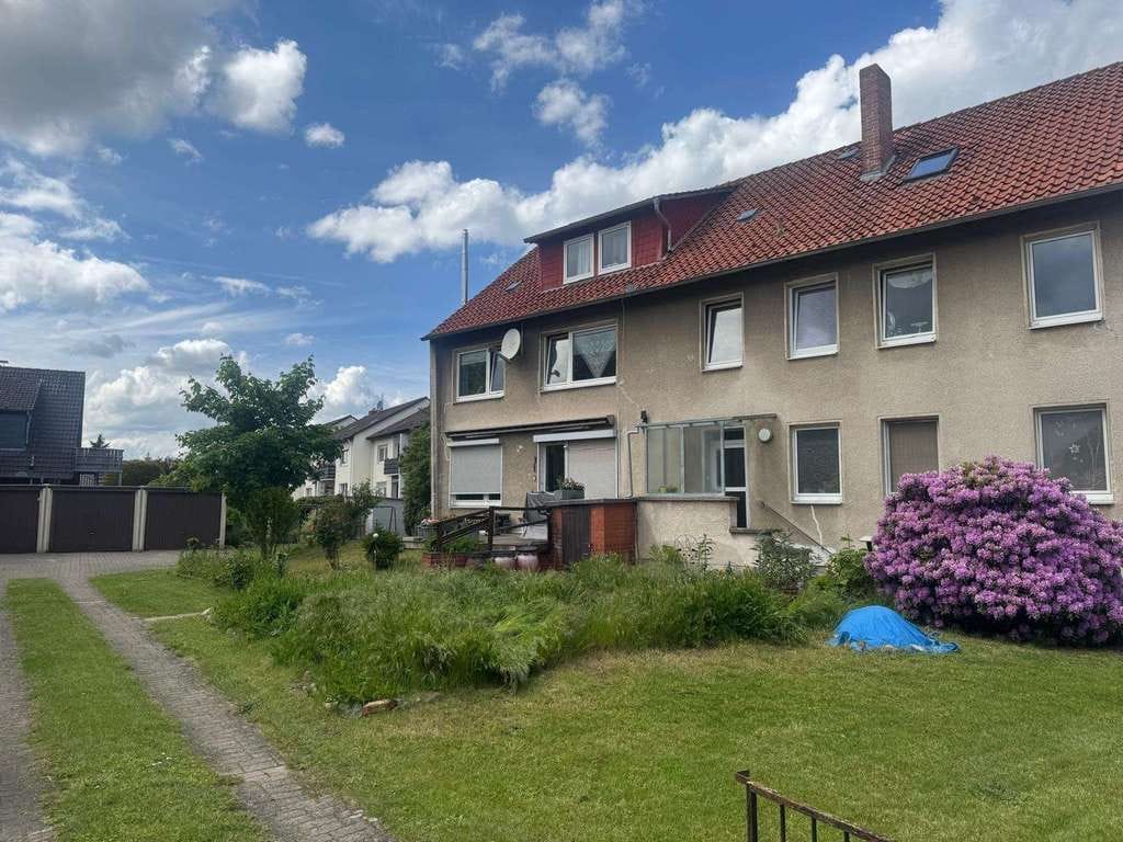 Immobilie in Garbsen - Mehrfamilienhaus in guter Lage von Garbsen - Bild 0