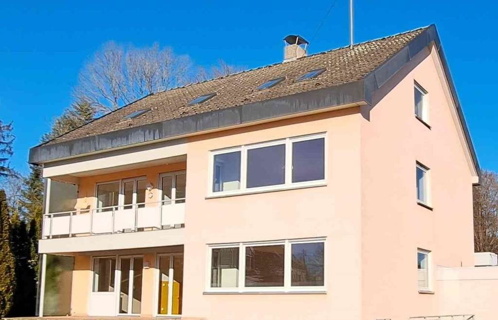 Immobilie in Neusäß - Großzügig - hell - bezugsfertig - 
3 ZKB mit Balkon- nahe Uniklinik - Bild 0