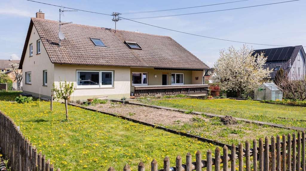 Immobilie in Fronreute - Sî | Potenzielles Mehrgenerationenhaus mit ca. 217 m² ausgebauter Fläche auf zwei Etagen - Bild 0