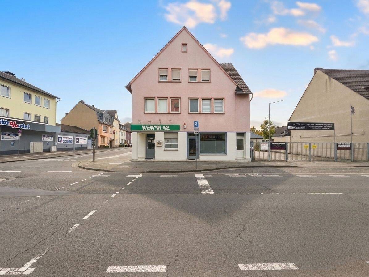 Immobilie in Siegburg - Siegburg - Rendite Objekt mit 2 Gewerbeeinheiten und 5.Wohneinheiten voll vermietet. - Bild 0