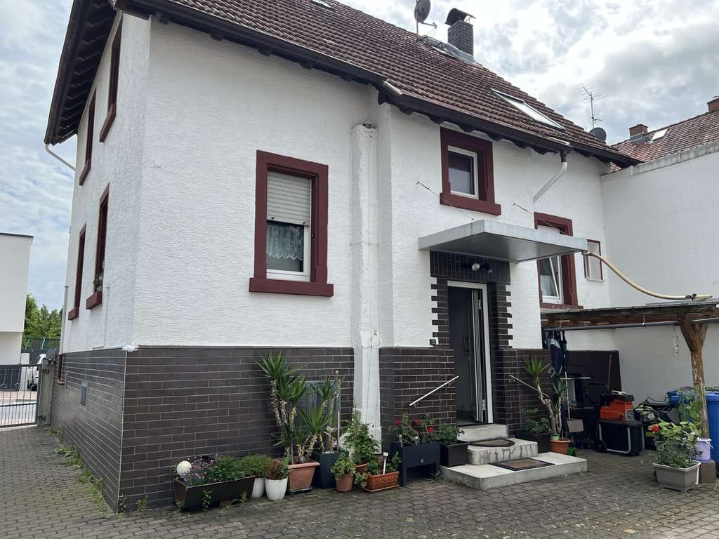 Immobilie in Ober-Ramstadt - Wohnhaus mit 2 vermieteten Wohnungen und Garten in zentraler Lage von Ober-Ramstadt-Modau - Bild 2