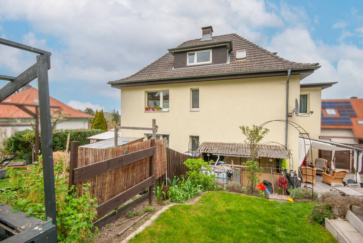 Immobilie in Goslar - Gepflegtes Mehrfamilienhaus in guter Wohnlage von Goslar-Oker - Bild 2