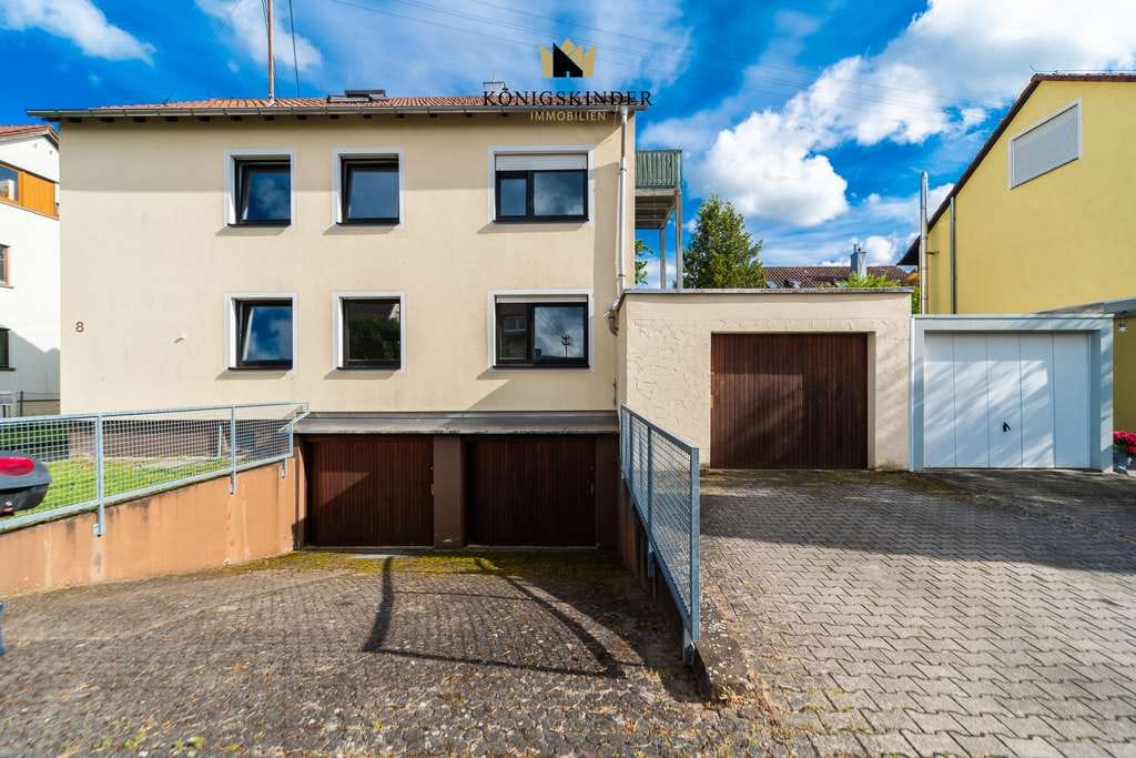 Immobilie in Weil der Stadt - Mehrfamilienhaus mit 4 Wohneinheiten, Garten und 3 Garagen - Bild 4