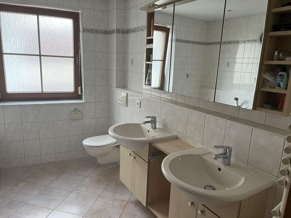 Immobilie in Rottenburg am Neckar - 5-Zimmer-Traumwohnung in Baisingen: 170 qm, 2 Bäder, Schwedenofen, Aussicht - Bild 4