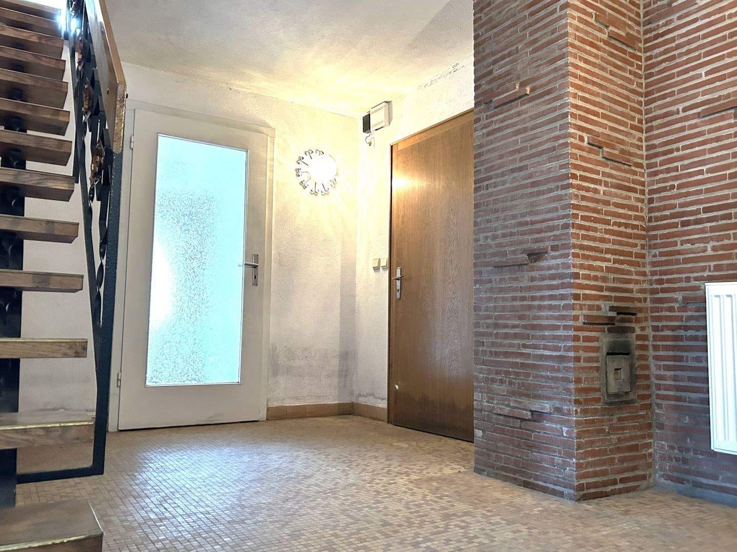 Immobilie in Seifhennersdorf - Schöner Grundriss + schönes Grundstück - 5-Zimmer-EFH im Herzen von Seifhennersdorf - Bild 2