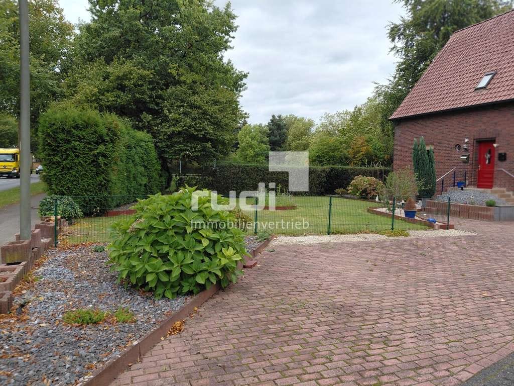 Immobilie in Lüdinghausen - Kapitalanlage: Zweifamilienhaus mit Nießbrauch - Dachboden nutzbar - Bild 2