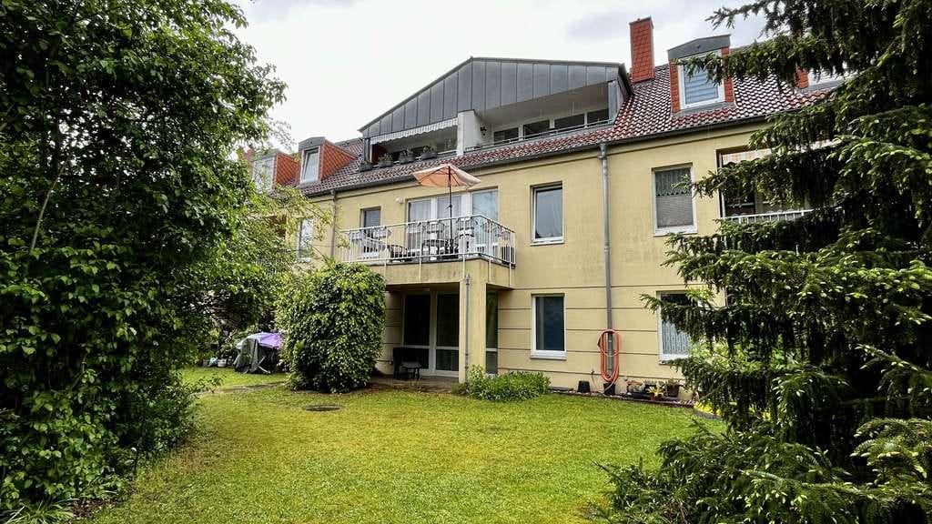 Immobilie in Stahnsdorf - Zauberhafte DG-Wohnung im Grünen - Bild 0