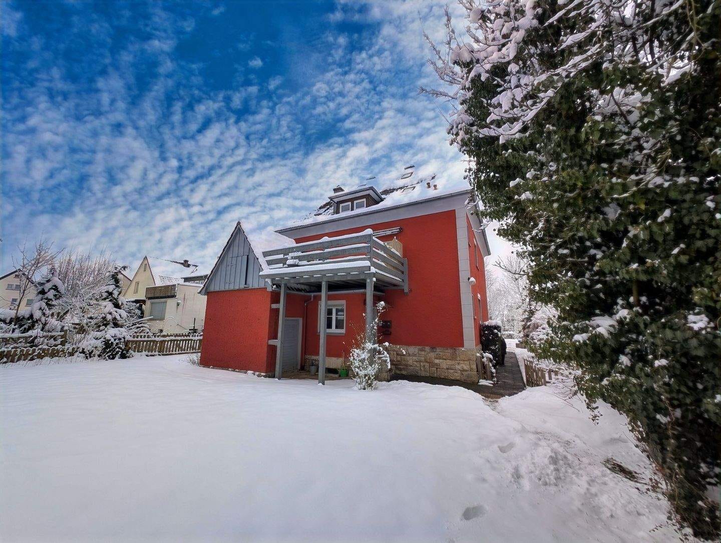 Immobilie in Korbach - Stilvolles Herrenhaus mit Altbaucharme in begehrter Wohnlage von Korbach - Bild 2