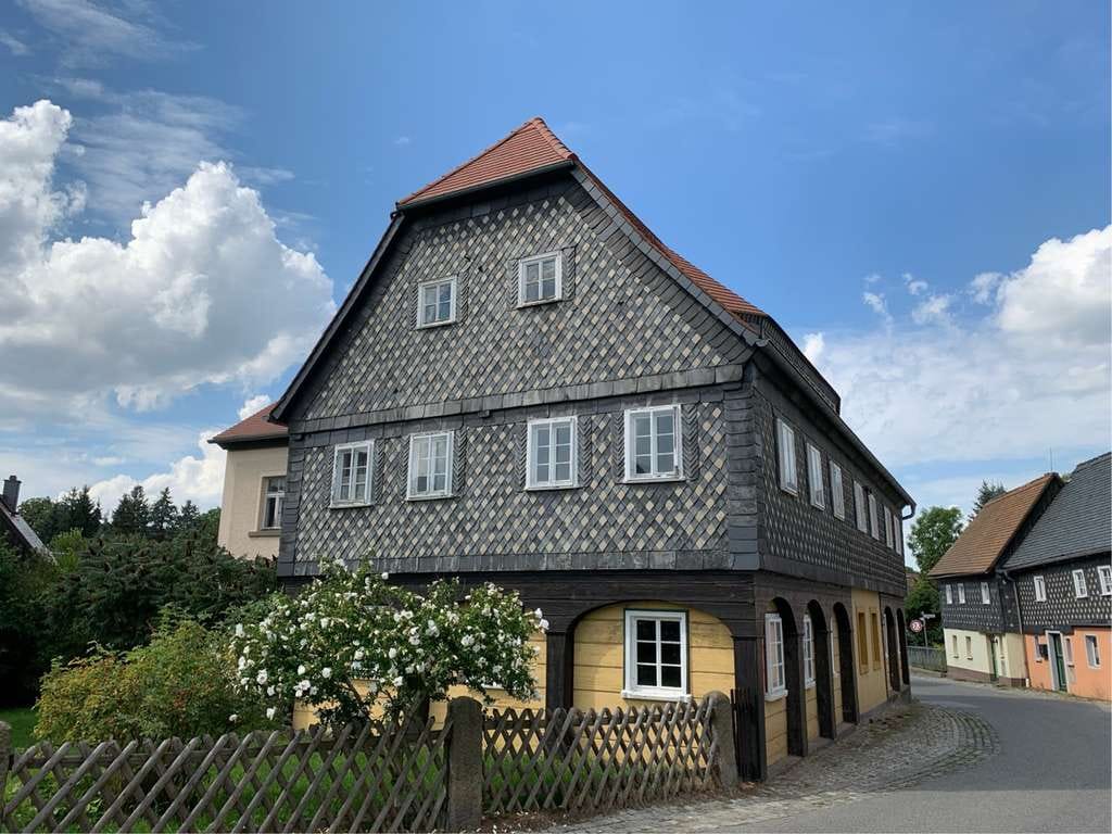 Immobilie in Kottmar - Unikat- Denkmalgeschütztes Umgebindehaus in Obercunnersdorf - Bild 0