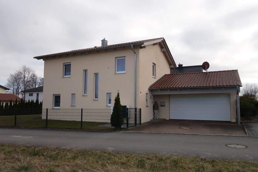 Immobilie in Atting - EFH ideal für die kleine Familie - sehr gepflegt - Bild 1