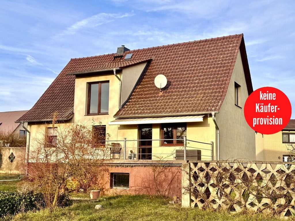 Immobilie in Gartz (Oder) - HORN IMMOBILIEN ++ Einfamilienhaus in Tantow mit Einbauküche, Garage und großem Grundstück - Bild 0