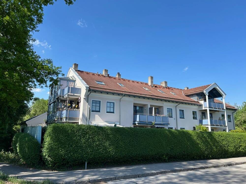 Immobilie in Trostberg - Charmantes Dachgeschoss-Apartment mit Wohlfühlfaktor - Bild 1