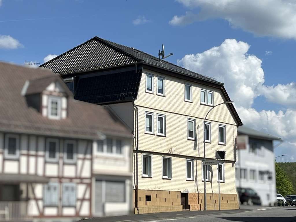 Immobilie in Ortenberg - Mehrgenerationenhaus/Boardinghouse/Pension - Bild 0