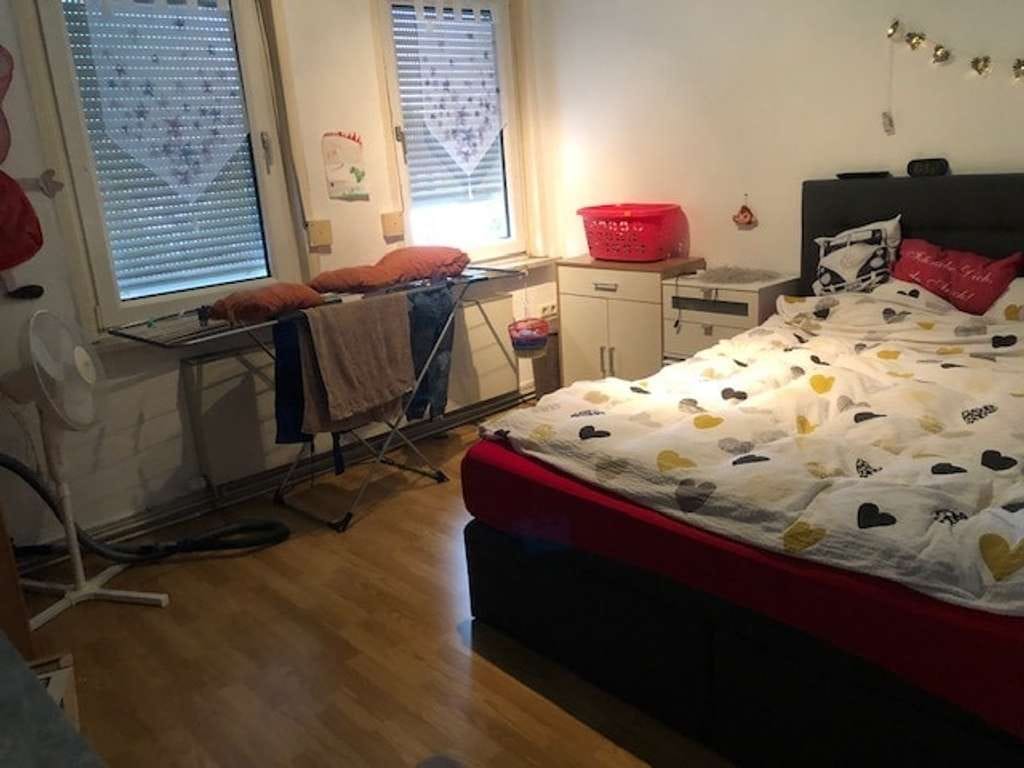 Immobilie in Holzminden - Komplett vermietetes 3-Familienwohnhaus im Zentrum von Holzminden - Bild 2