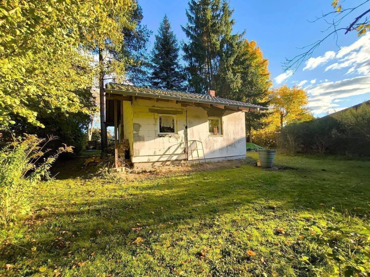 Immobilie in Melchow - 1.104 m² Grundstück mit Kleinhaus (36 m²) oder neu bebaubar -  in Melchow - Bild 0