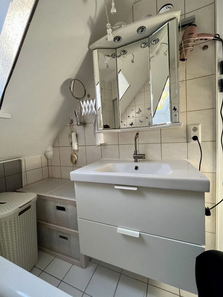 Immobilie in Hardegsen - Wunderschöne Etagenwohnung mit traumhaften Ausblick - Bild 2