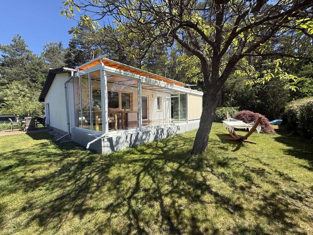 Immobilie in Carpin - Grüner geht`s nicht! Ihr Sommerhaus im Seenland zwischen Lychen und Neustrelitz - Bild 1