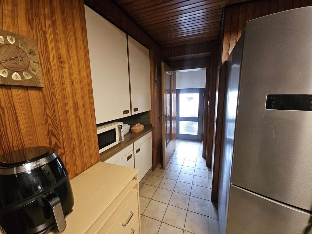 Immobilie in Andernach - Miesenheim: großzügiges Haus mit Stellplatz - Bild 4