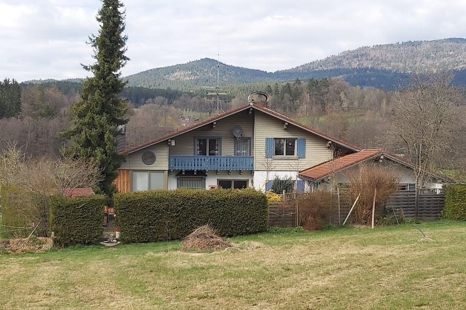 Immobilie in Drachselsried - Attraktives Wohnhaus in der Gemeinde Drachselsried - Bild 0