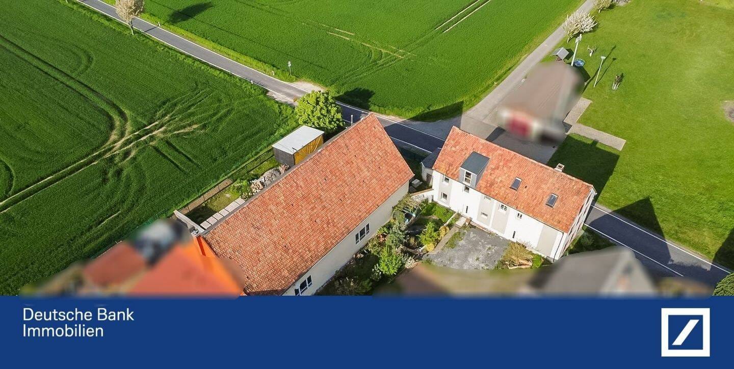 Immobilie in Seelitz - Zwei Doppelhaushälften mit großem Potenzial und imposanter Scheune - Bild 0