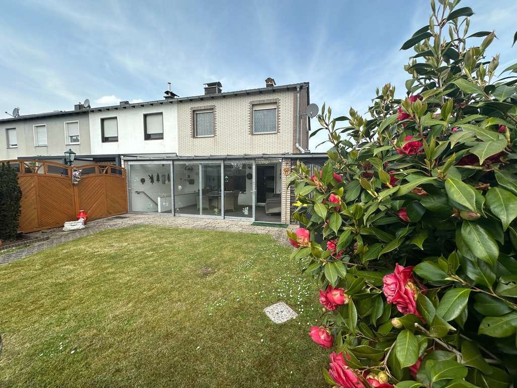 Immobilie in Jülich - Einfamilienhaus mit Garage in ruhiger Wohnlage von 52428 Jülich - Bild 0