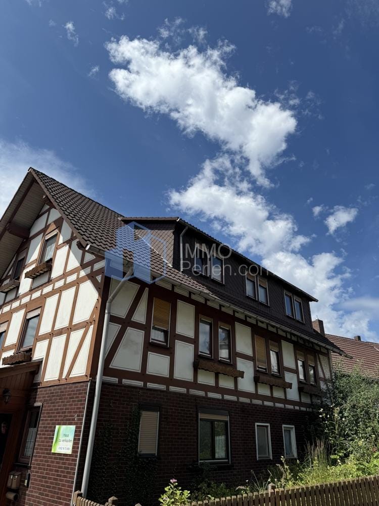 Immobilie in Bad Zwesten - Tradition trifft Raumvielfalt - Großes Wohnhaus mit Einliegerwohnung und Gartenidylle - Bild 3