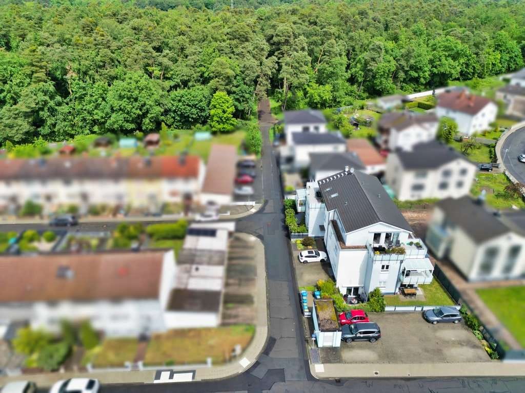 Immobilie in Eppertshausen - Stilvolle 2-Zimmer-Wohnung in exklusiver Waldrandlage – mit Privatgarten, Terrasse & 2 Stellplätzen. - Bild 2