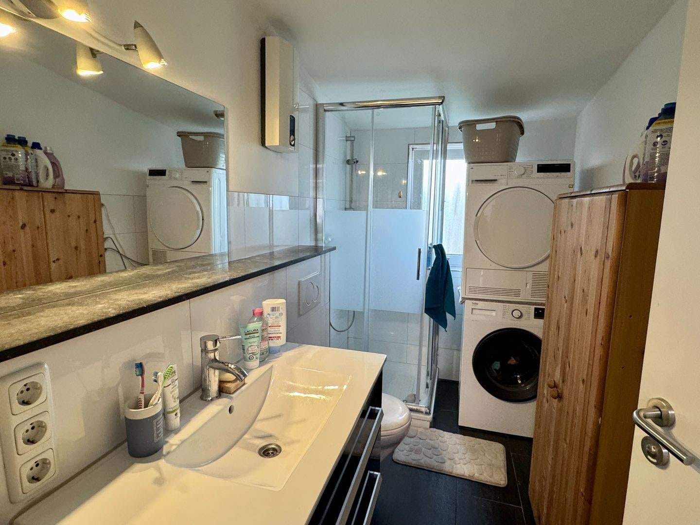 Immobilie in Stolberg - Ritter Immobilien e.K.: Top modernisierte 3-ZiKDB-ETW in Münsterbusch! - Bild 2