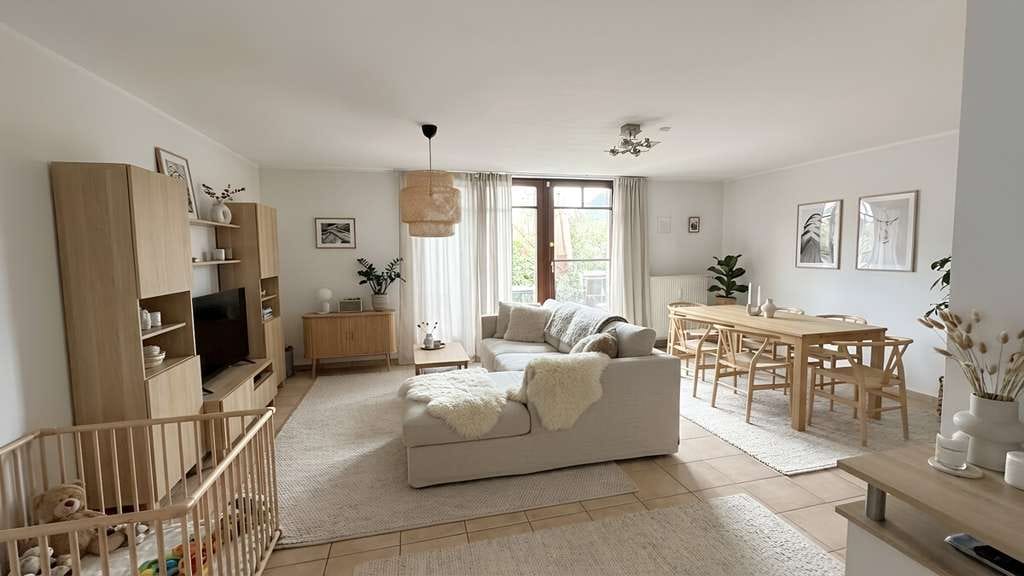 Immobilie in Hamminkeln - Doppelhaushälfte mit Garage & Garten in Hamminkeln-Ringenberg - Bild 2