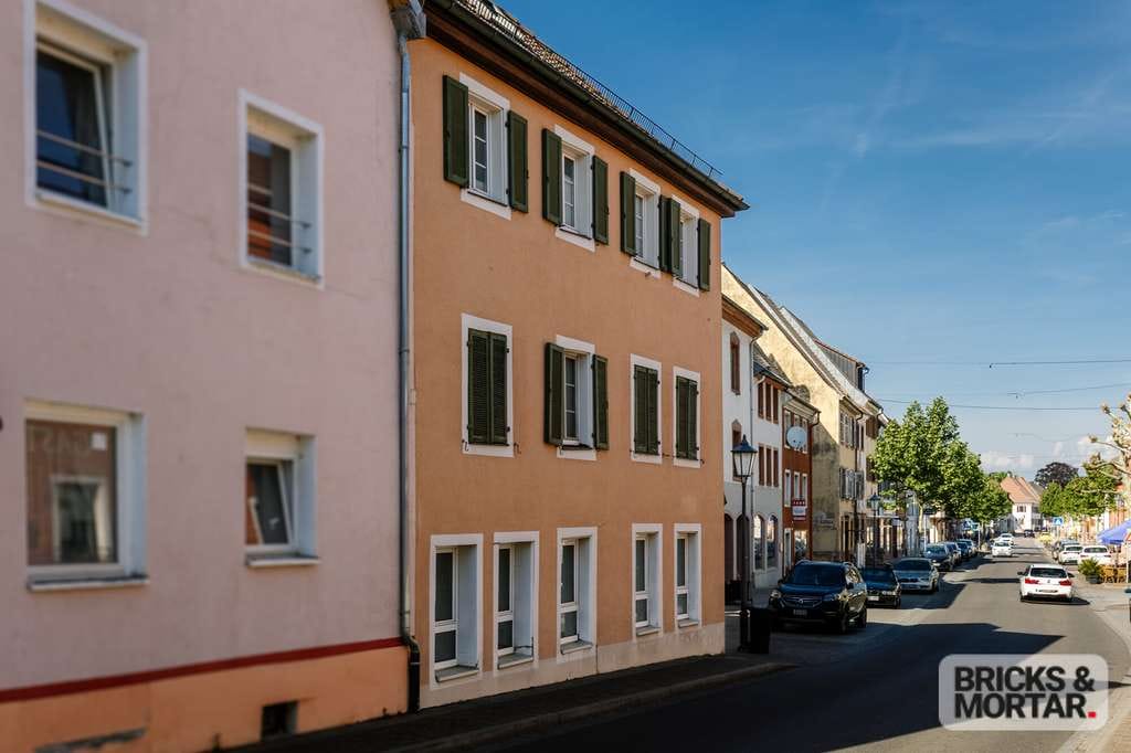 Immobilie in Kenzingen - Charmantes Mehrfamilien Haus im Herzen von Kenzingen - Bild 3