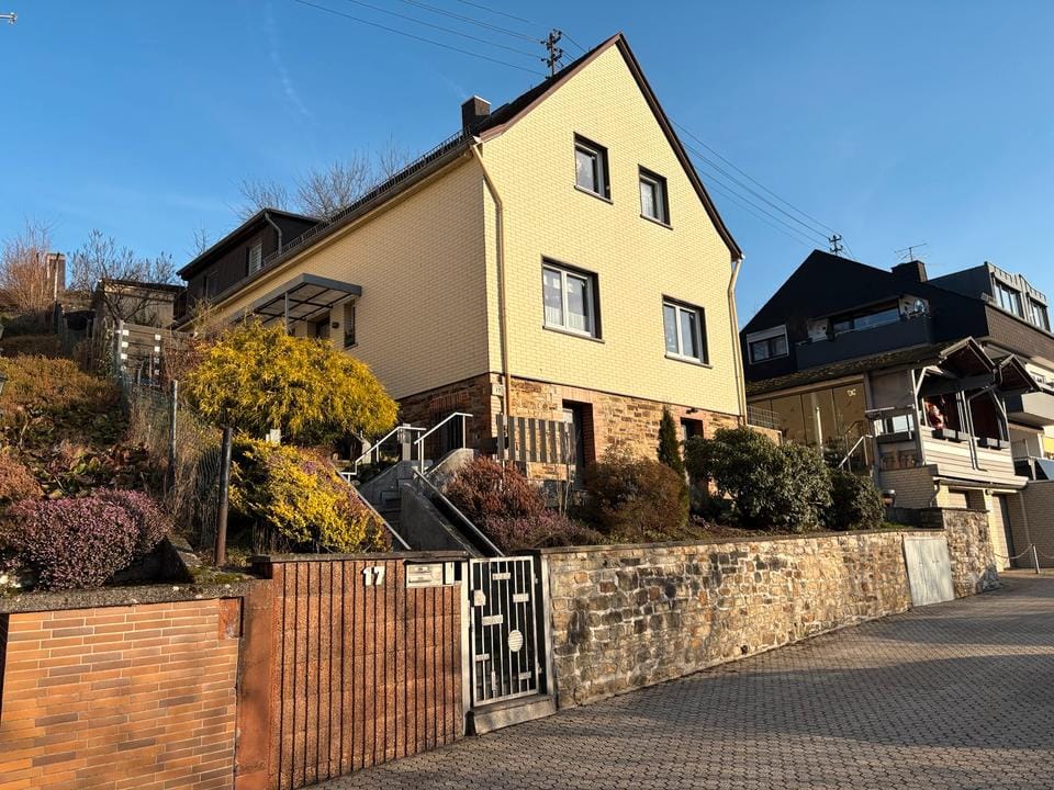Immobilie in Fachbach - Gemütliches Einfamilienhaus in Kadenbach - Bild 0