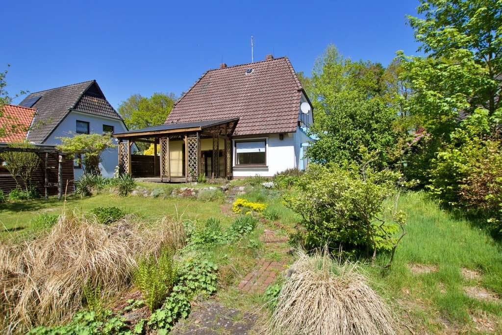 Immobilie in Dötlingen - Sanierungsbedürftiges Einfamilienhaus in Dötlingen - Bild 2