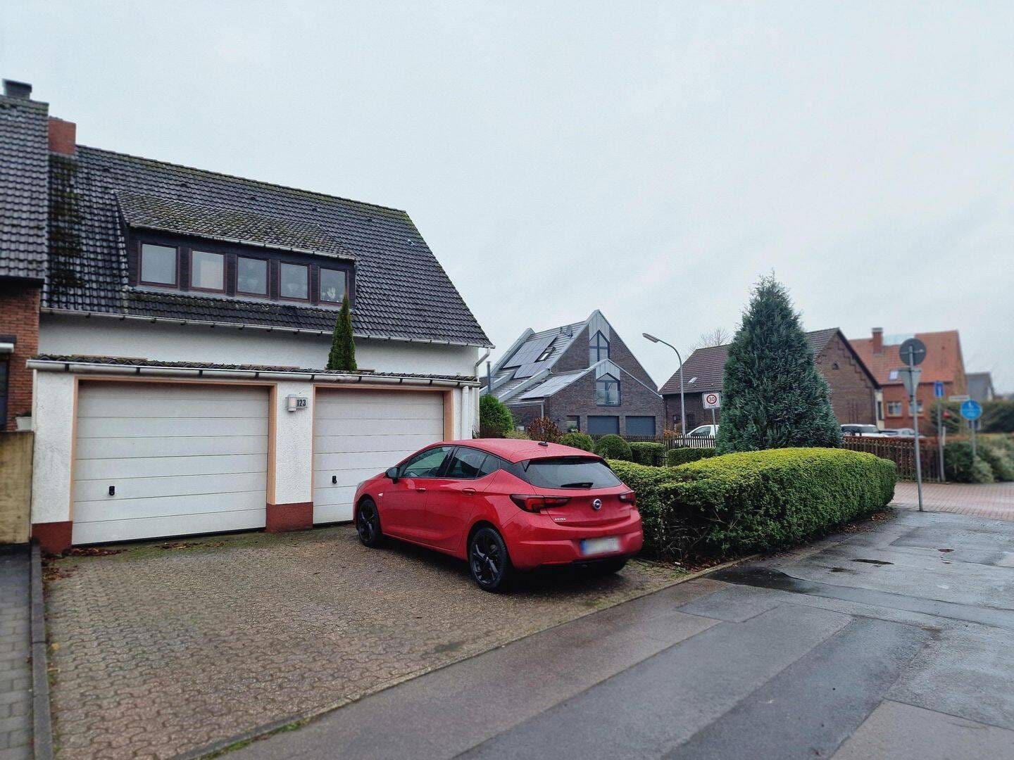 Immobilie in Recklinghausen - Einfamilienhaus mit Einlieger und Doppelgarage - Bild 3