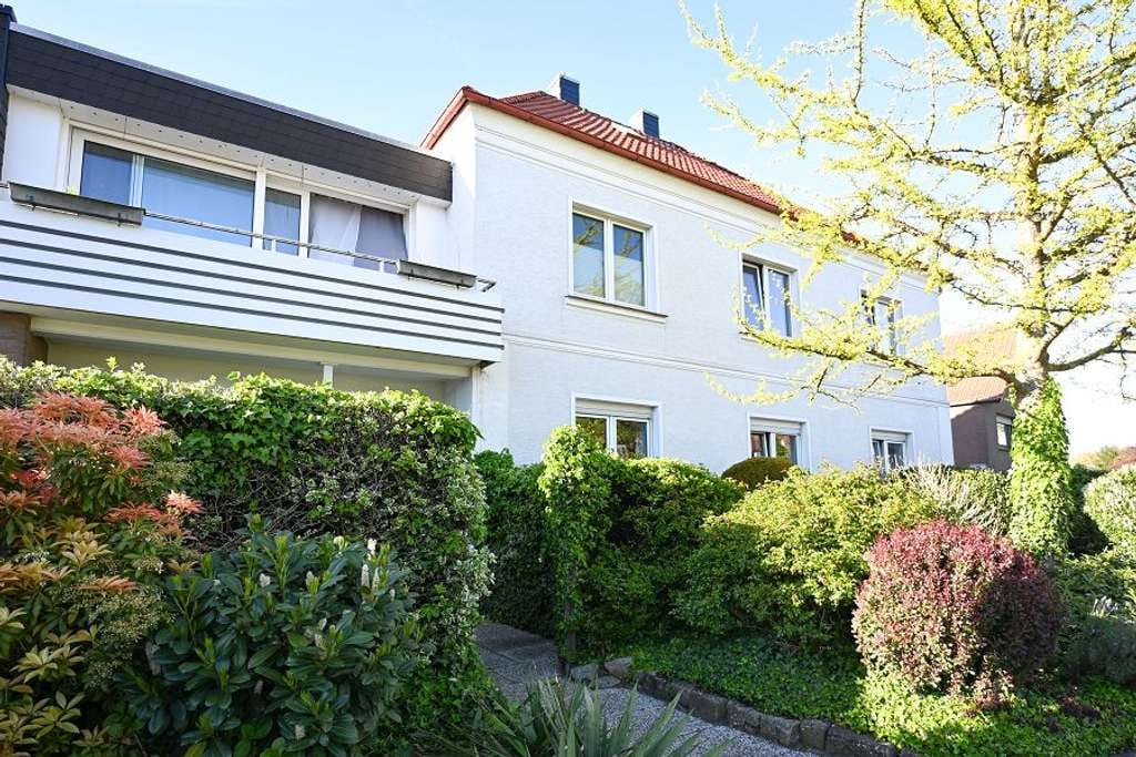 Immobilie in Melle - Saniertes Mehrfamilienhaus auf schönem Grundstück in Melle-Riemsloh! - Bild 1