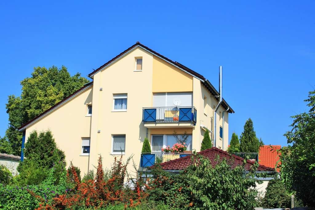 Immobilie in Rheinzabern - Schöne EG 2-Zimmer-Wohnung mit  Keller & Stellplatz - Bild 1
