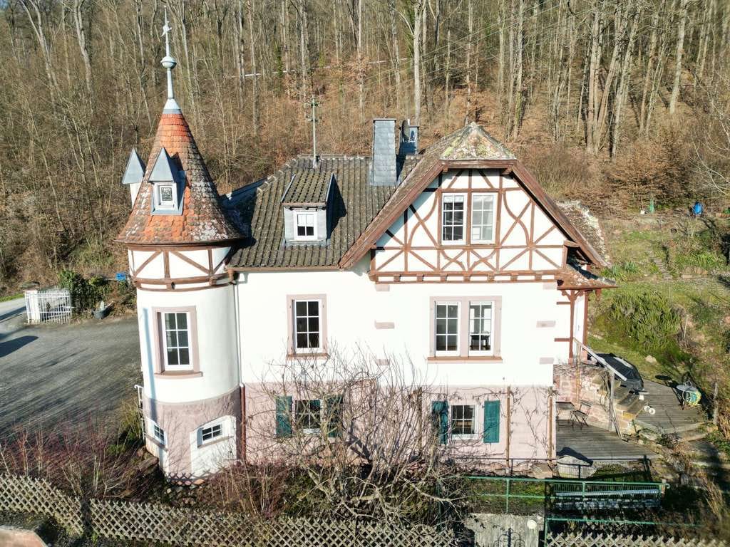 Immobilie in Gemünden am Main - Charmantes Altbauhaus mit Einliegerwohnung und großem Garten in Gemünden-Schönau - Bild 4