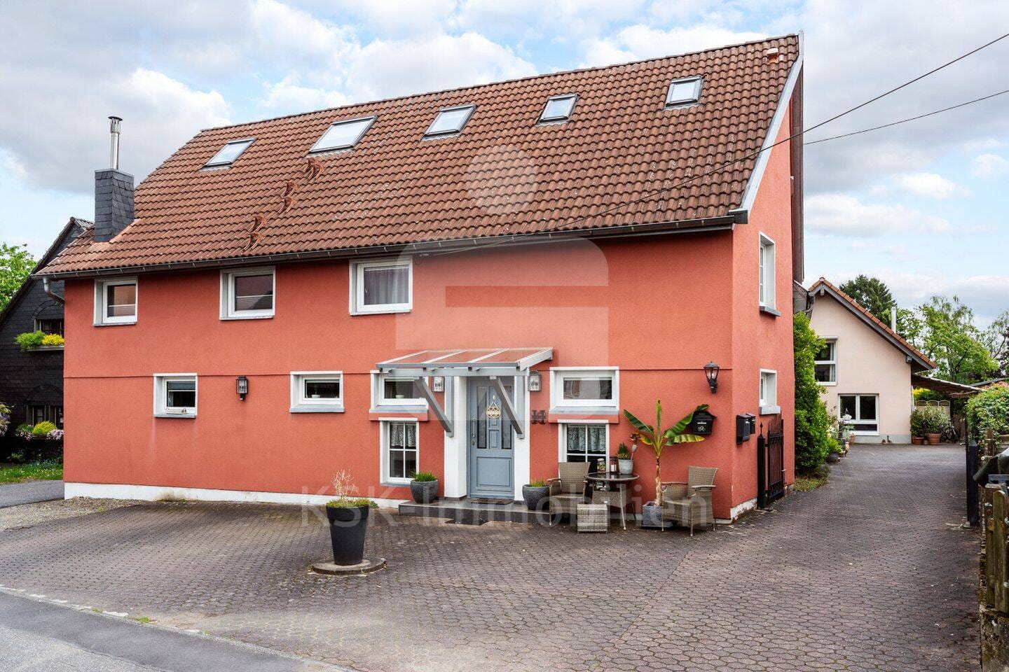 Immobilie in Neunkirchen-Seelscheid - Drei Epochen, ein Refugium: Historisches Hof-Ensemble mit modernem Esprit in Seelscheid-Stein! - Bild 1