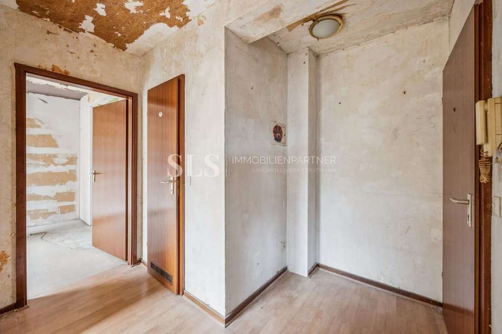 Immobilie in Willich - Renovierungsprojekt: Gemütliche 2-Zimmer Dachgeschosswohnung in Willich Schiefbahn - Bild 2