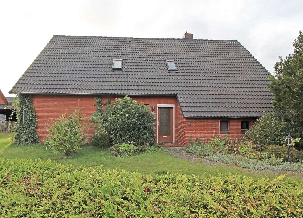 Immobilie in Wahlstedt - Einfamilienhaus mit positiver Bauvoranfrage in begehrter Lage in Wahlstedt - Bild 1