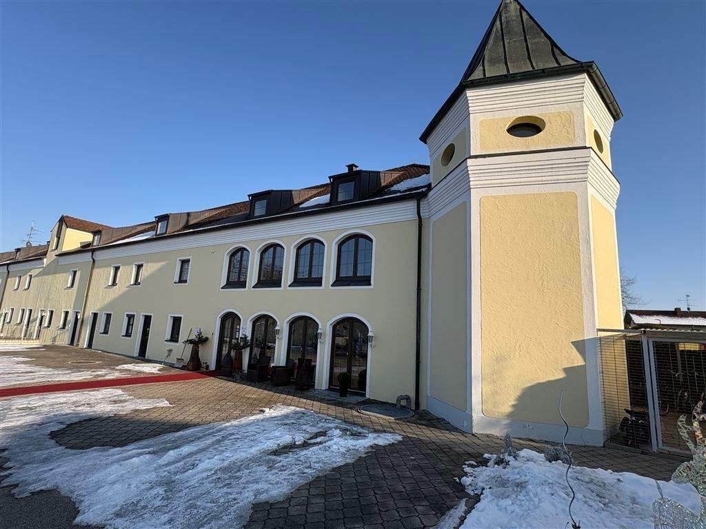 Immobilie in Kirchham - Feriendomizil mit Thermalbad im Hause - Appartement in der Kurwohnanlage Schloss Kirchham - Bild 1