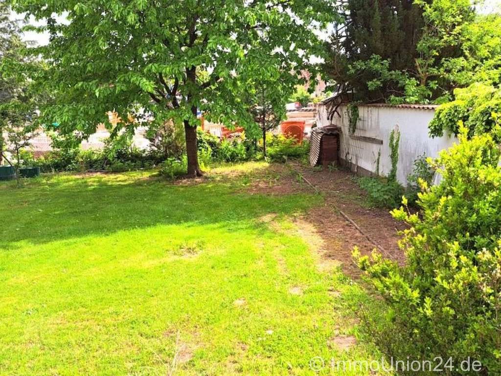 Immobilie in Heilsbronn - 320.000 EUR für SOFORT freies 120 qm Einfamilienhaus mit 2 Garagen und herrlichen Spielgarten - Bild 1
