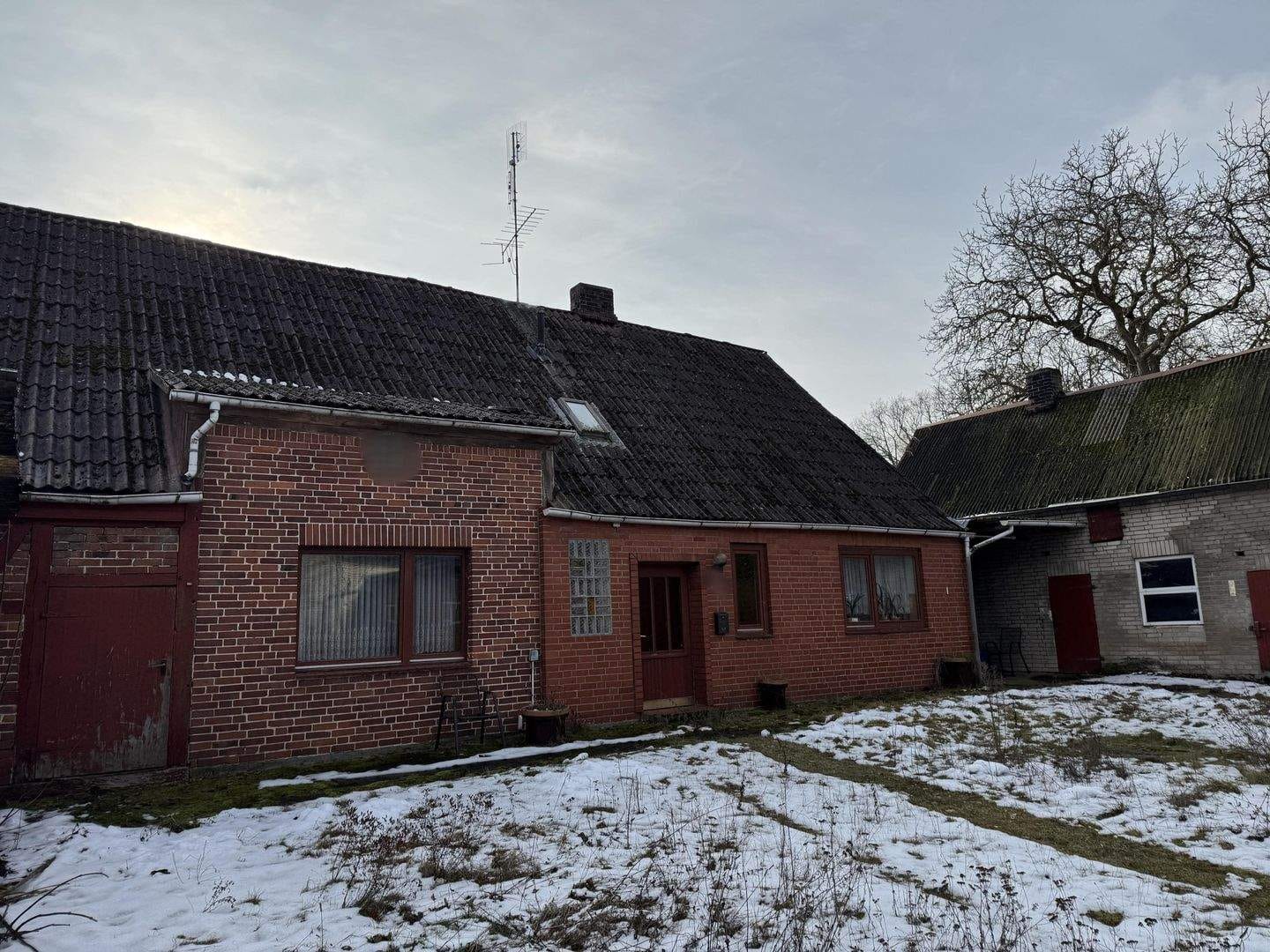 Immobilie in Langendorf - Großzügiges, ehemaliges Bauernhaus mit Nebengebäuden und viel Potenzial in ländlicher Lage - Bild 2