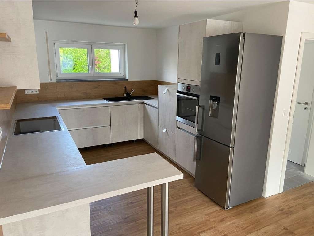 Immobilie in Argenbühl - Neuwertige DHH (BJ 2020) mit PV, Wärmepumpe & Traumterrasse – ruhige Familienlage - Bild 4