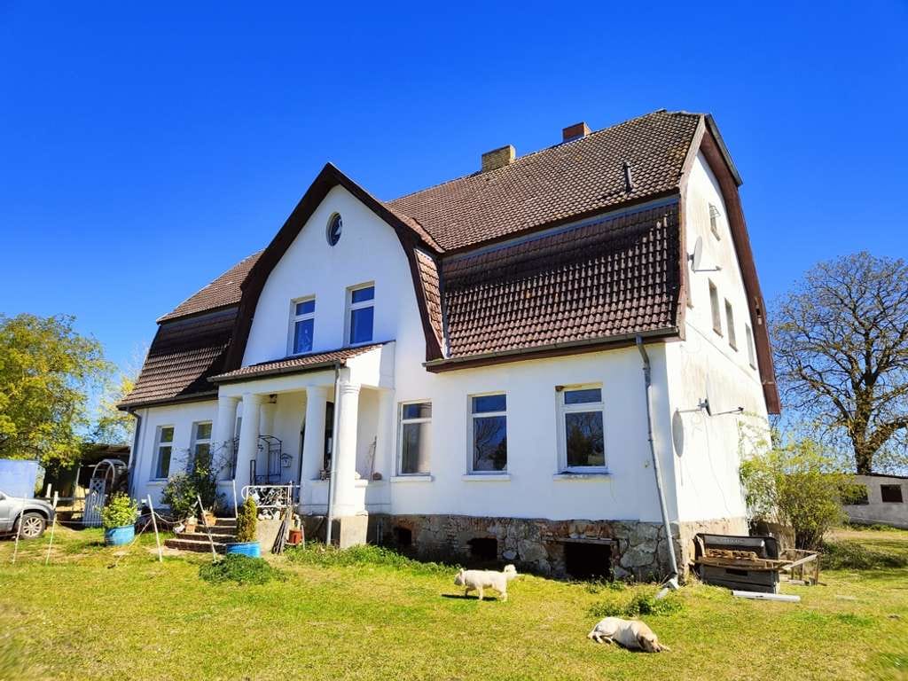 Immobilie in Poseritz - ""Gutshaus Wulfsberg auf Rügen – provisionsfrei, mit Geschichte, Seele und Entwicklungspotenzial "" - Bild 0