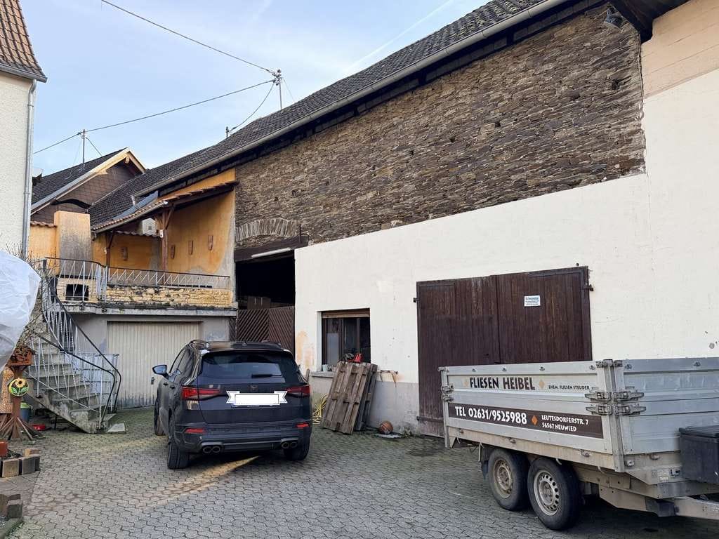 Immobilie in Neuwied - Platz ohne Kompromisse: Großzügiges Wohnhaus mit Scheune und Halle – Ihr Freiraum für Leben und Busi - Bild 4