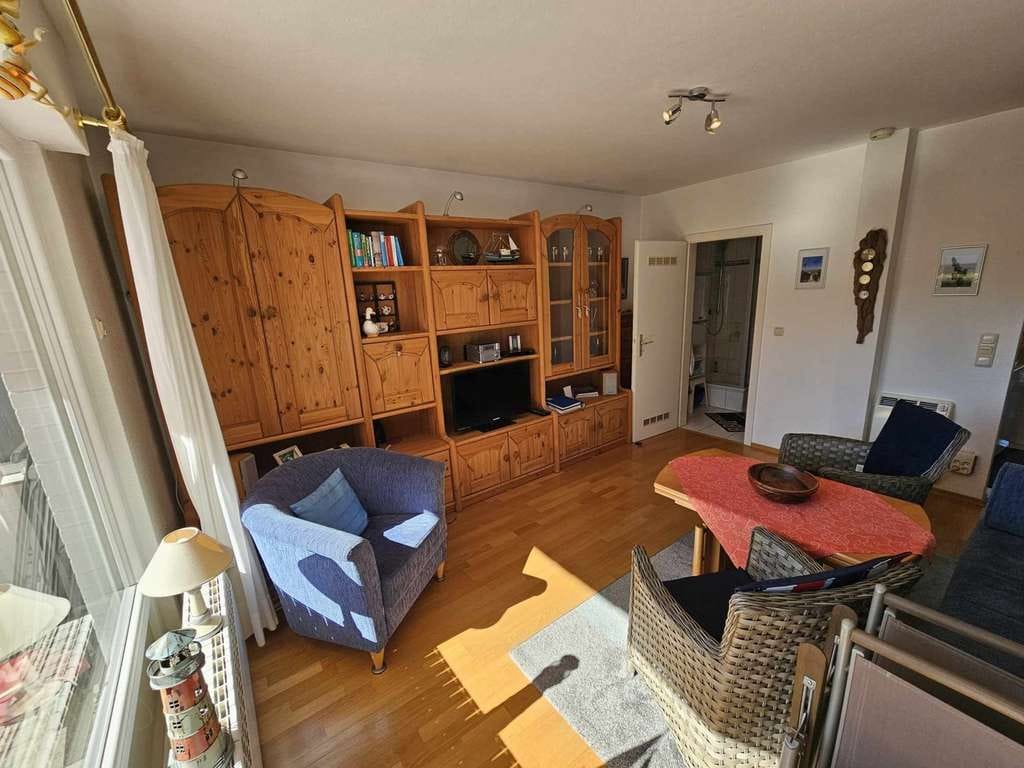 Immobilie in Scharbeutz - VERKAUFT! Möbliertes Wochenendhaus mit Sonnenterrasse am Pönitzer See - Bild 2