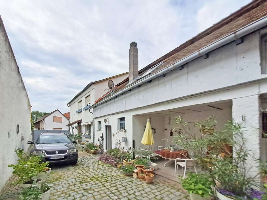 Immobilie in Einhausen - Innerörtliche Hofreite mit Möglichkeit der Pferdehaltung - Bild 0